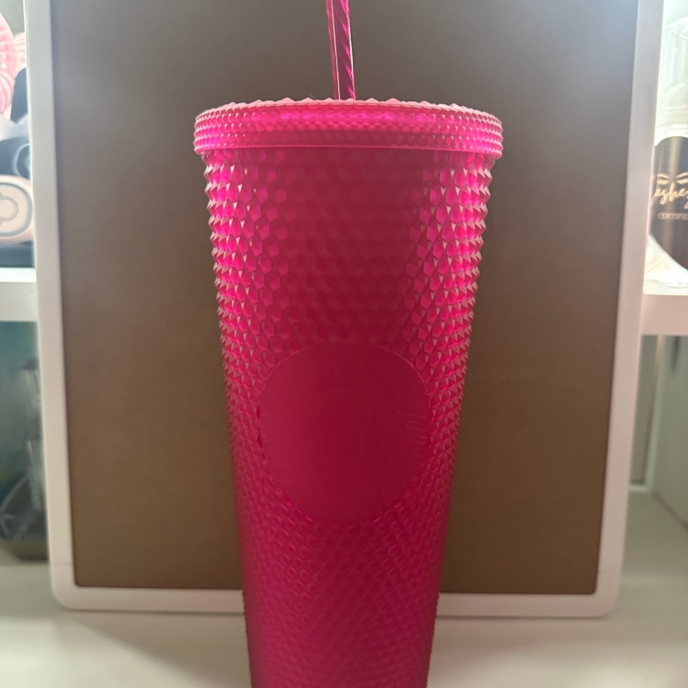 Starbucks cup - Picture 3 of 10